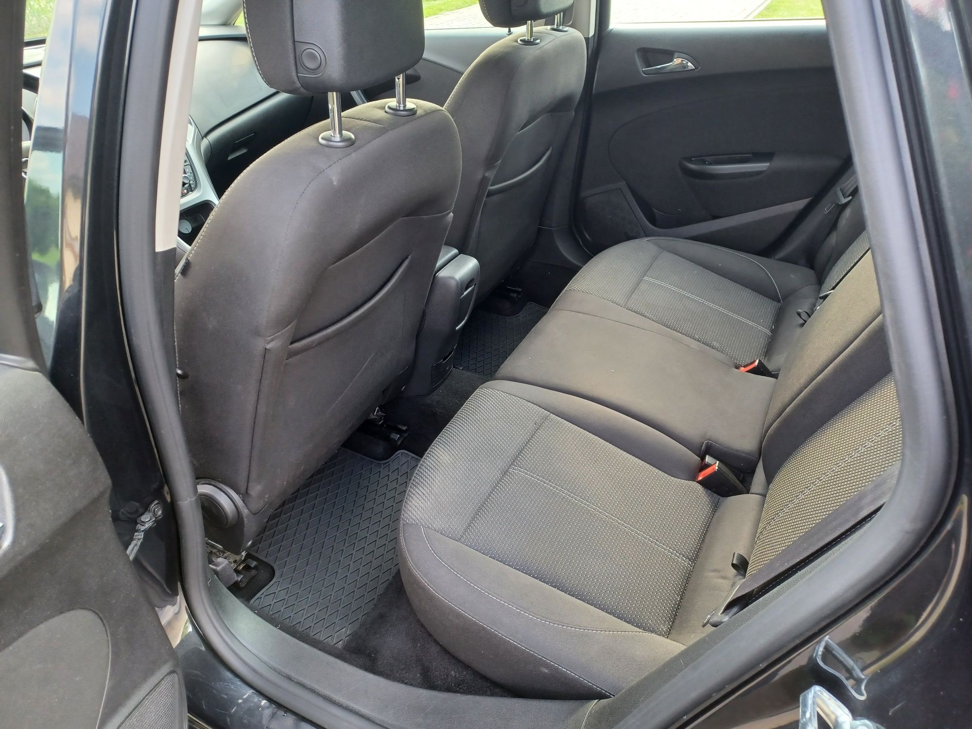 Opel Astra 1.6 cdti 110km dobrze wyposazona super stan z Niemiec