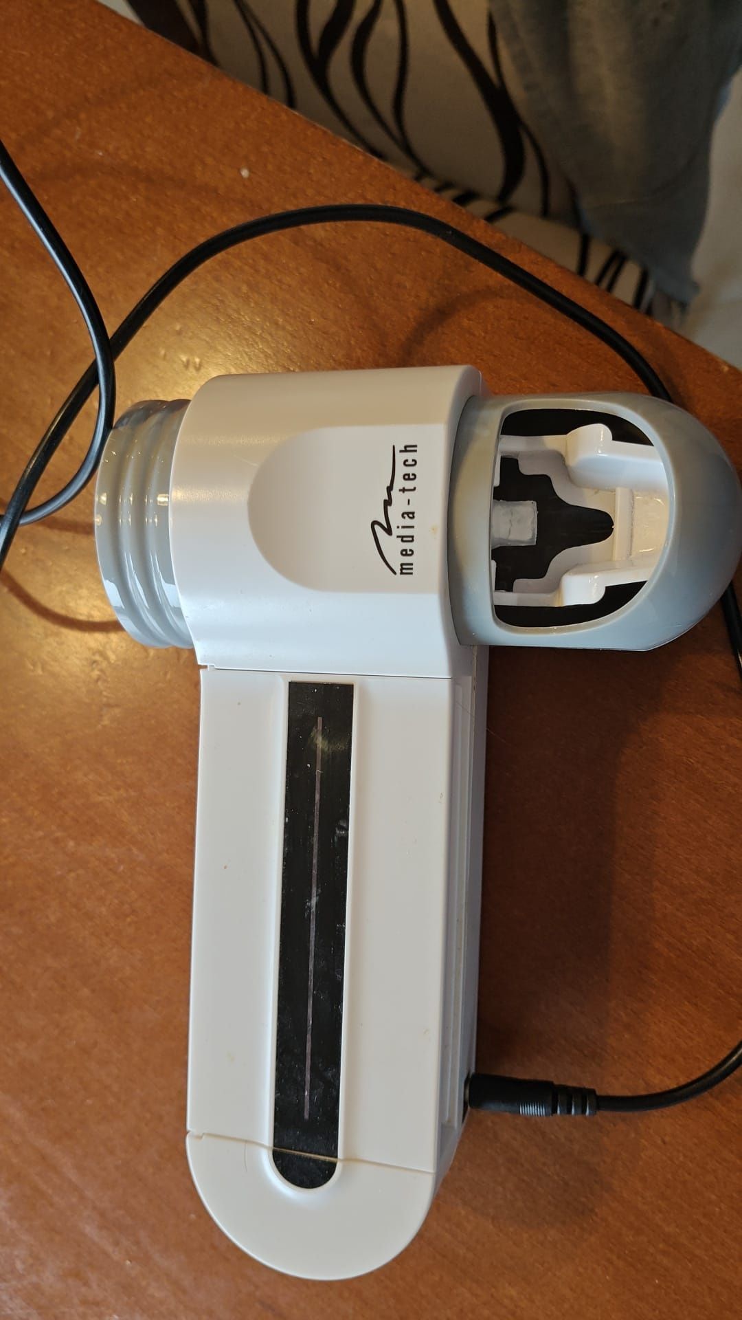 Sterylizator szczoteczek UV dozownik pasty Media-Tech MT6508 BIAŁ