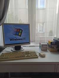 Retro komputer Compaq Windows 98