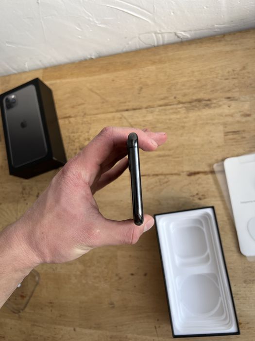 iPhone 11 Pro Max 256GB Grey АКБ 83% Айфон 11 про макс 256 гб сірий