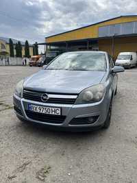 У продажі Opel Astra