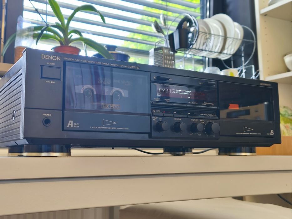 Рез ! Касетна дека Denon DRW-750 ! Зроблено в Японії !