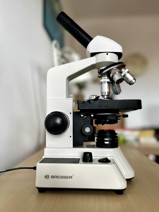 Microscópio Bresser Erudit DLX 40x-1000x | Excelente Estado