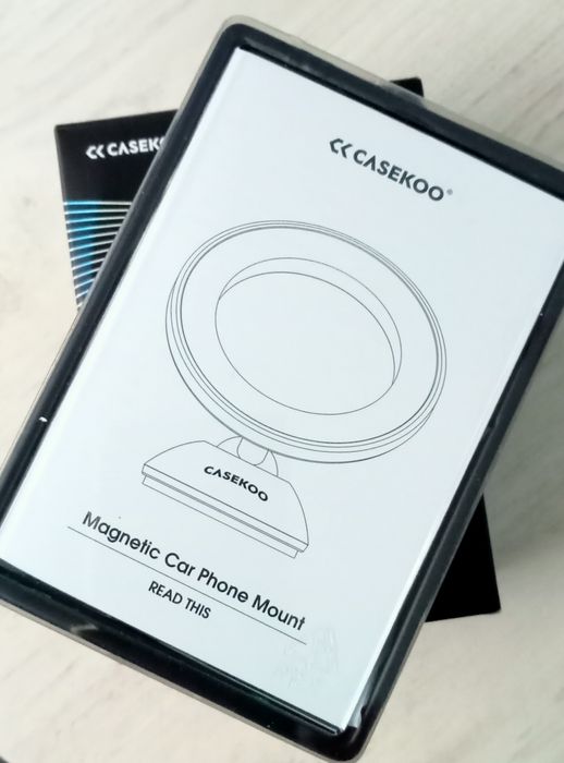 Magnetyczny,klejony uchwyt samochodowy na telefon 360' CASEKOO-nowy