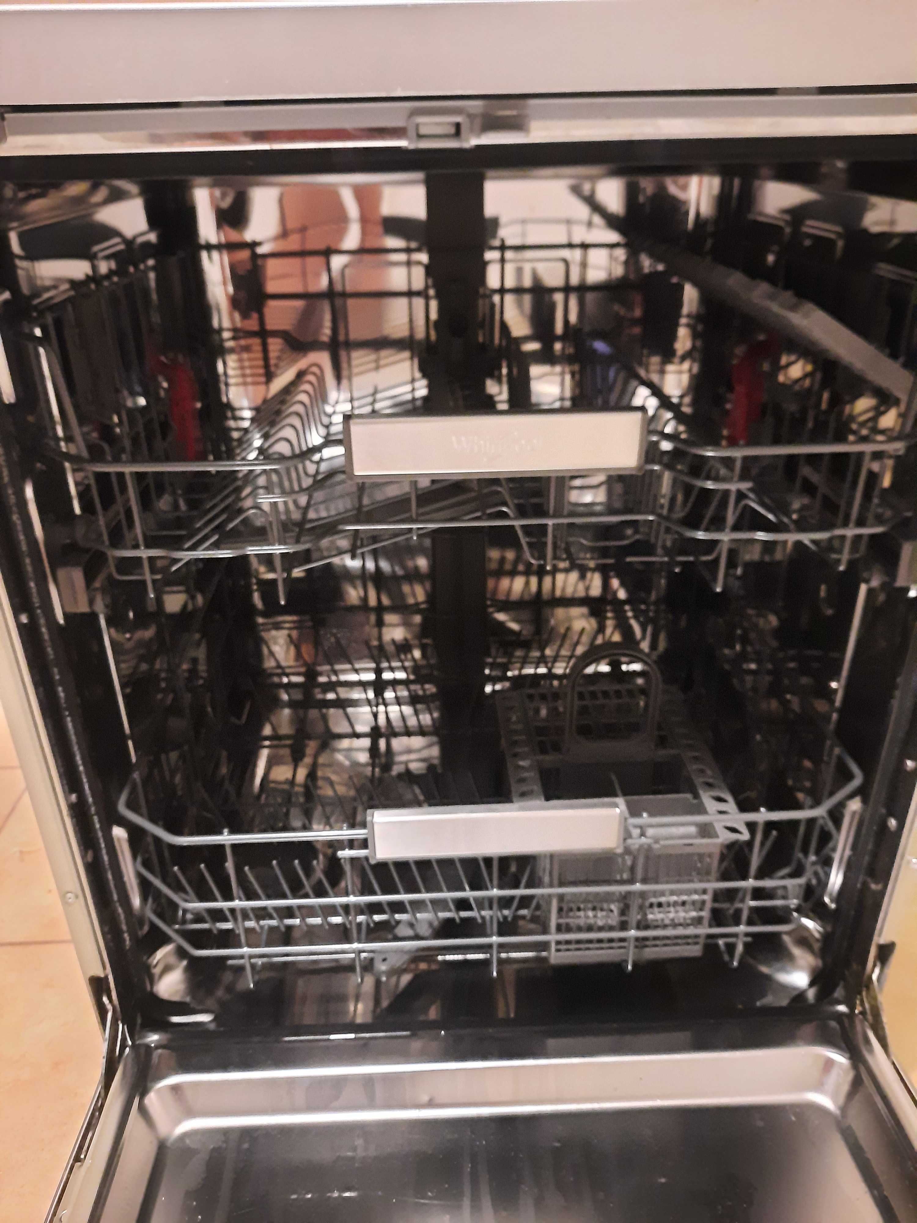 Zmywarka wolnostojąca Whirlpool