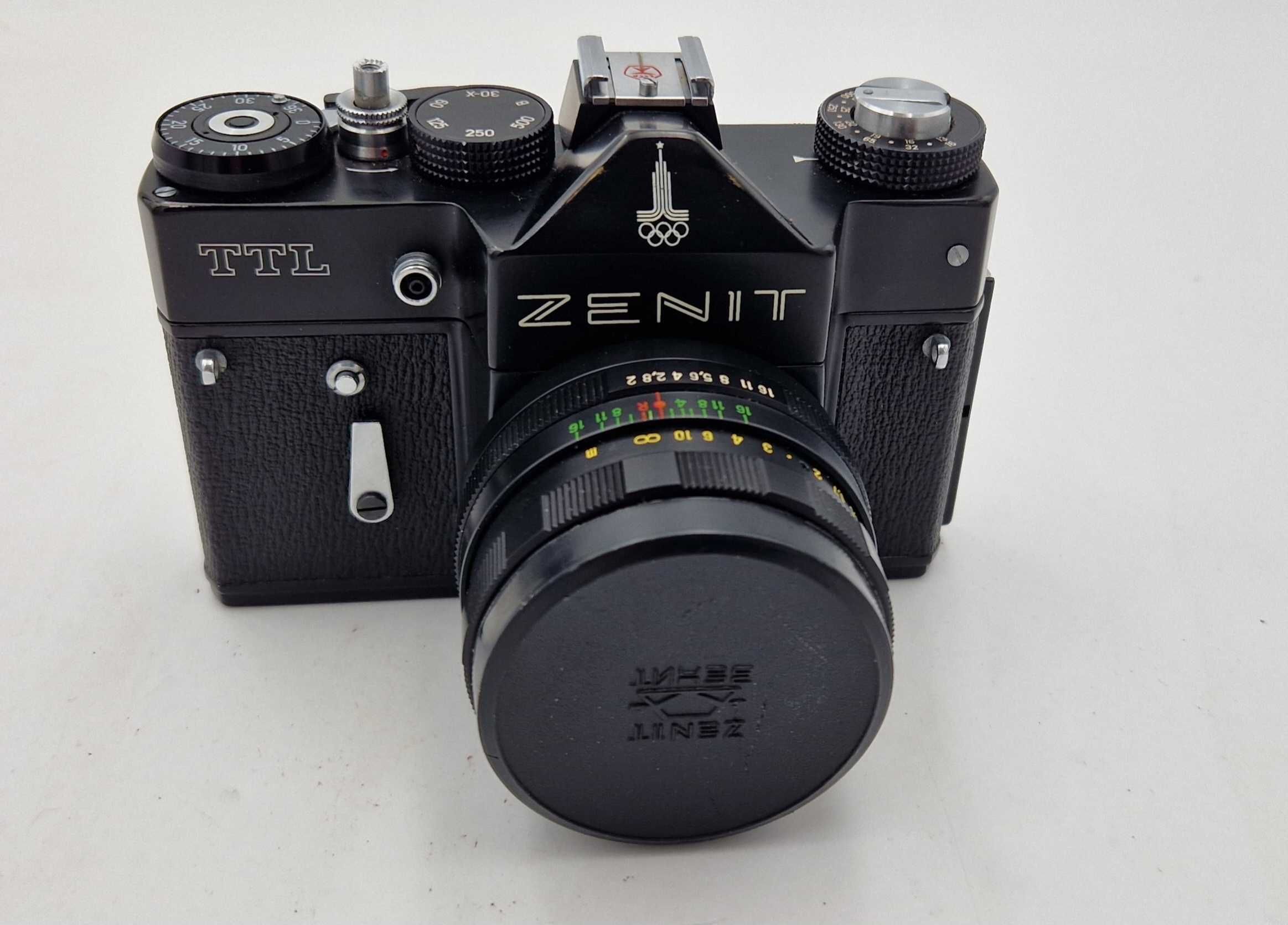 Aparat Fotograficzny Zenit TTL obiektyw Helios 44 Etui \Fajne OKAZJE
