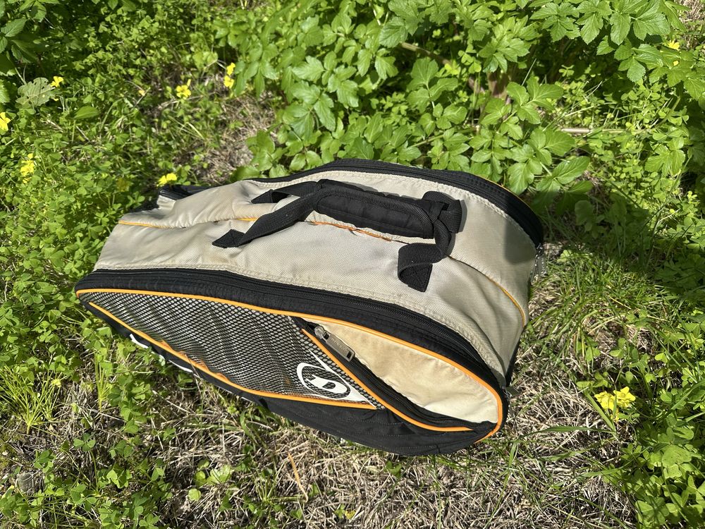 Saco Mochila de Padel da Dunlop com compartimento térmico