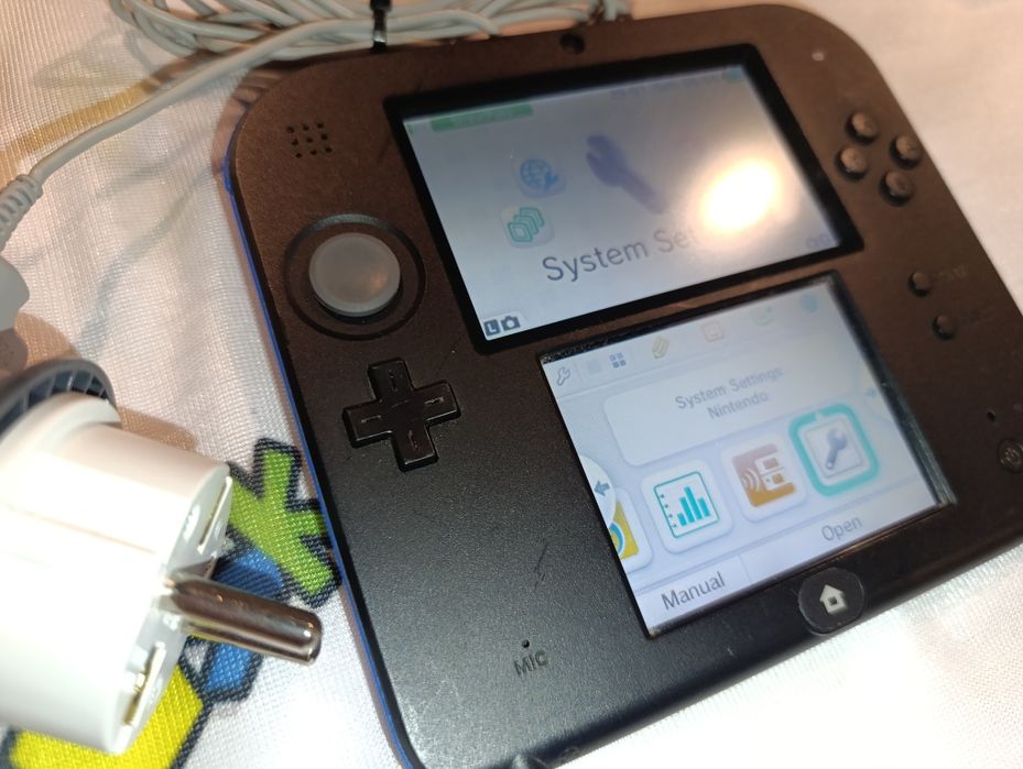 Konsola Nintendo 2DS blue niebieska bardzo ładna sprawna gwarancja