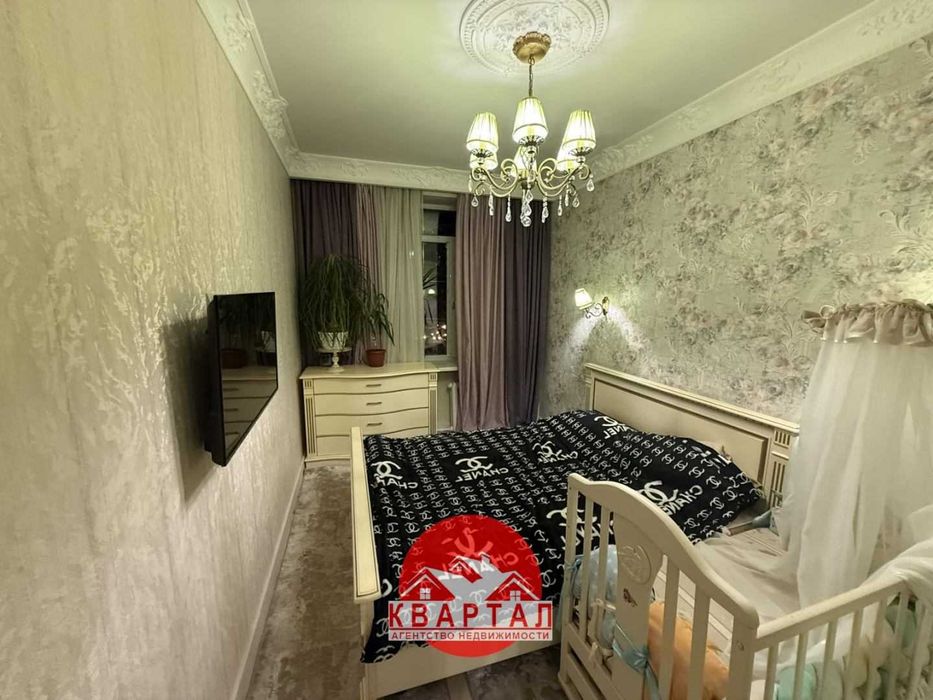 Продается 2-х комнатная полнометражная квартира на Мира