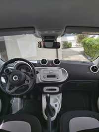 Smartforfour como novo