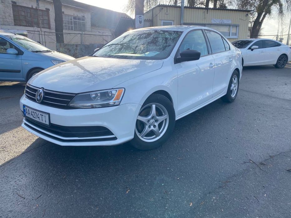 Volkswagen Jetta 2016 (рест)
