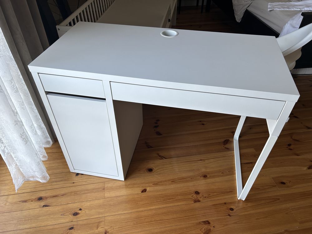 zestaw mebli dziecięcych IKEA białe łóżko biurko krzesło materac