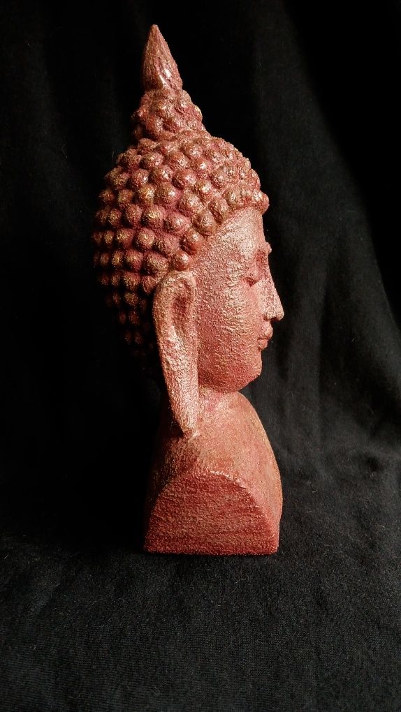 Busto buda. Imitação terracota com laivos dourados. Pintado à mão.
