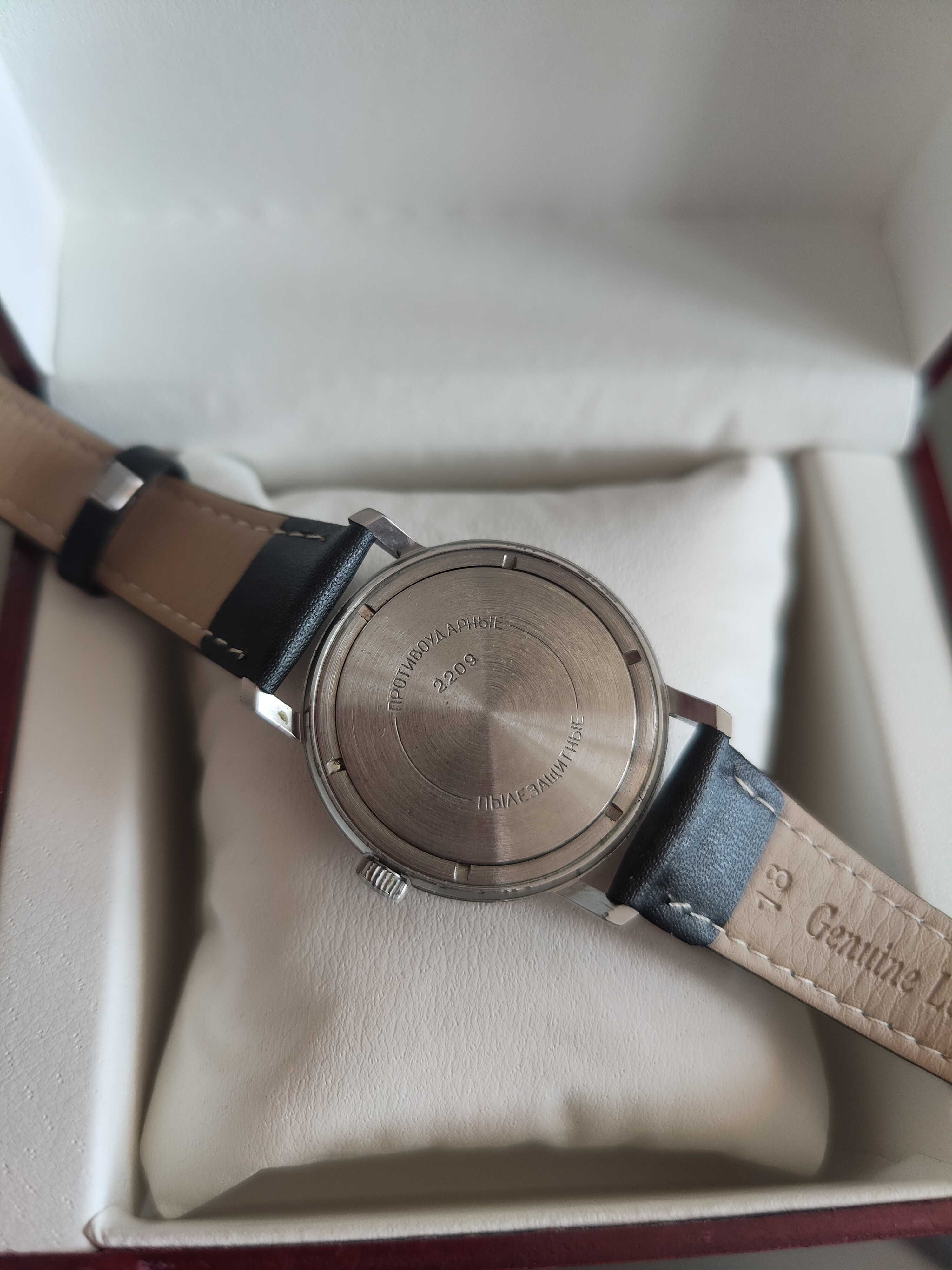 Zegarek vintage Wostok 18 kamieni radziecki USRR
