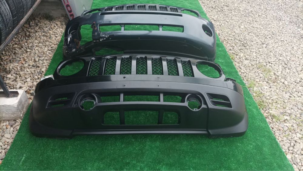 Передній бампер Jeep Patiot 2007-2017 68091523AA
