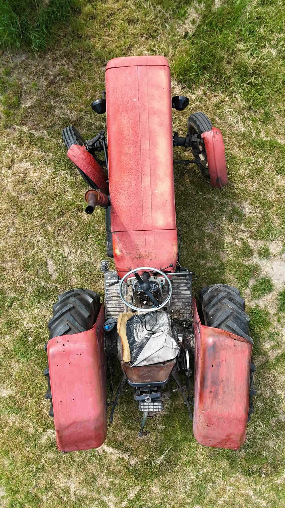 Traktor Ursus C-355