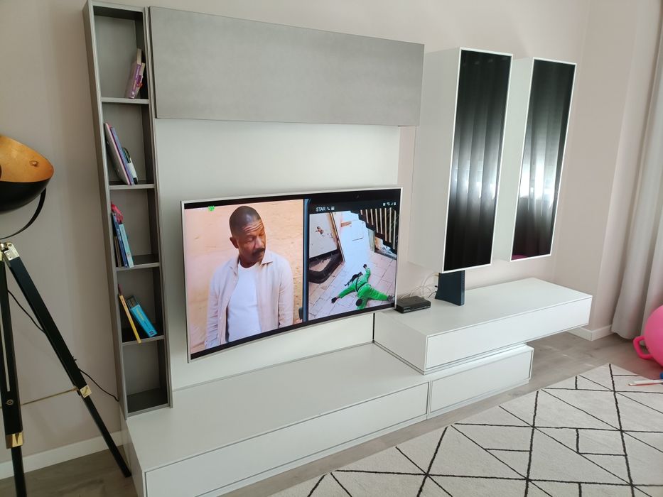 Vendo móvel de sala para TV