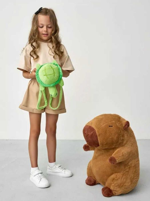 Мягкая игрушка подушка Капибара с рюкзачком Черепашкой на спине 50см