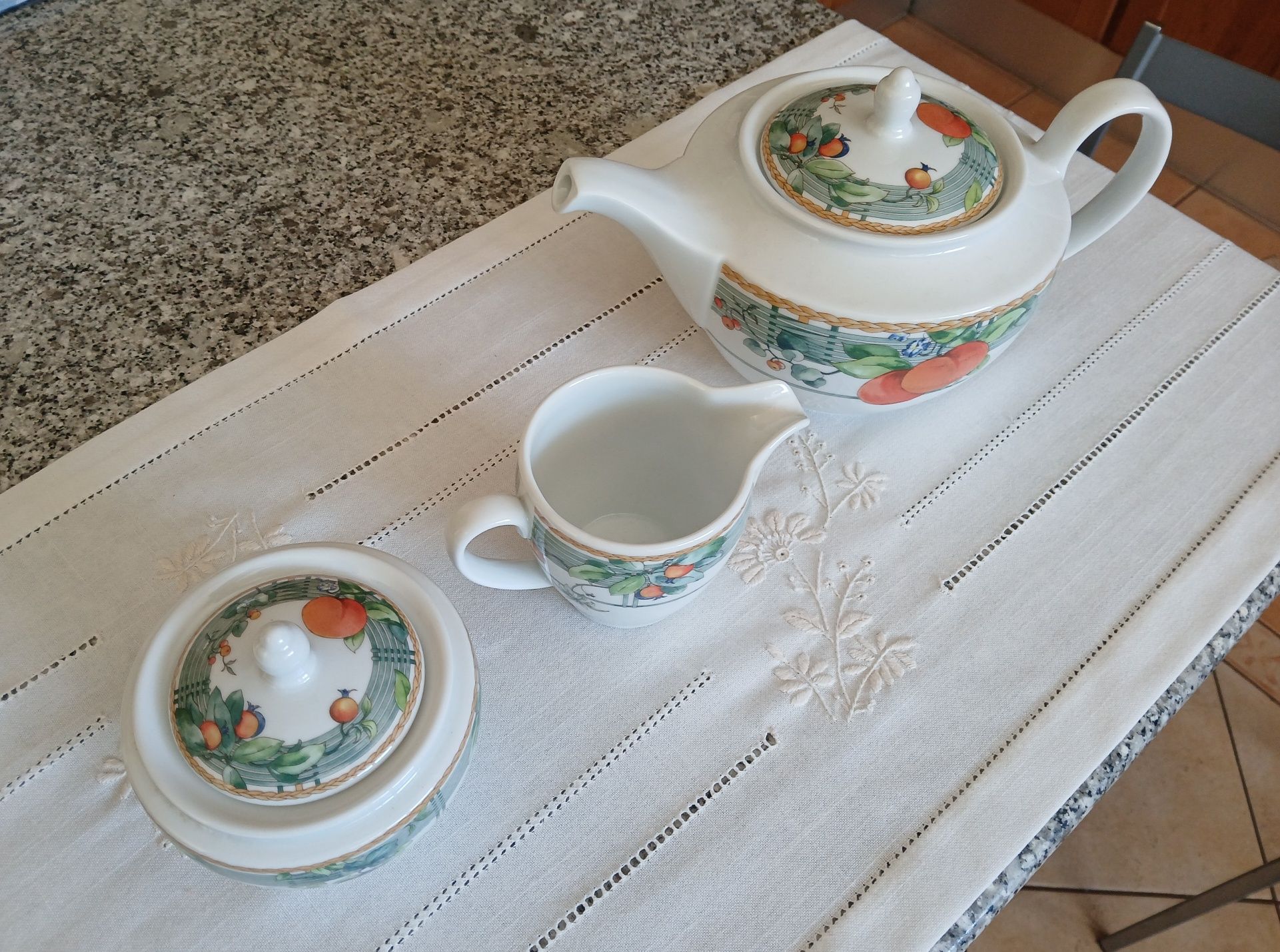 Serviço café e chá NOVO Wedgwood Eden, com etiquetas, na Caixa