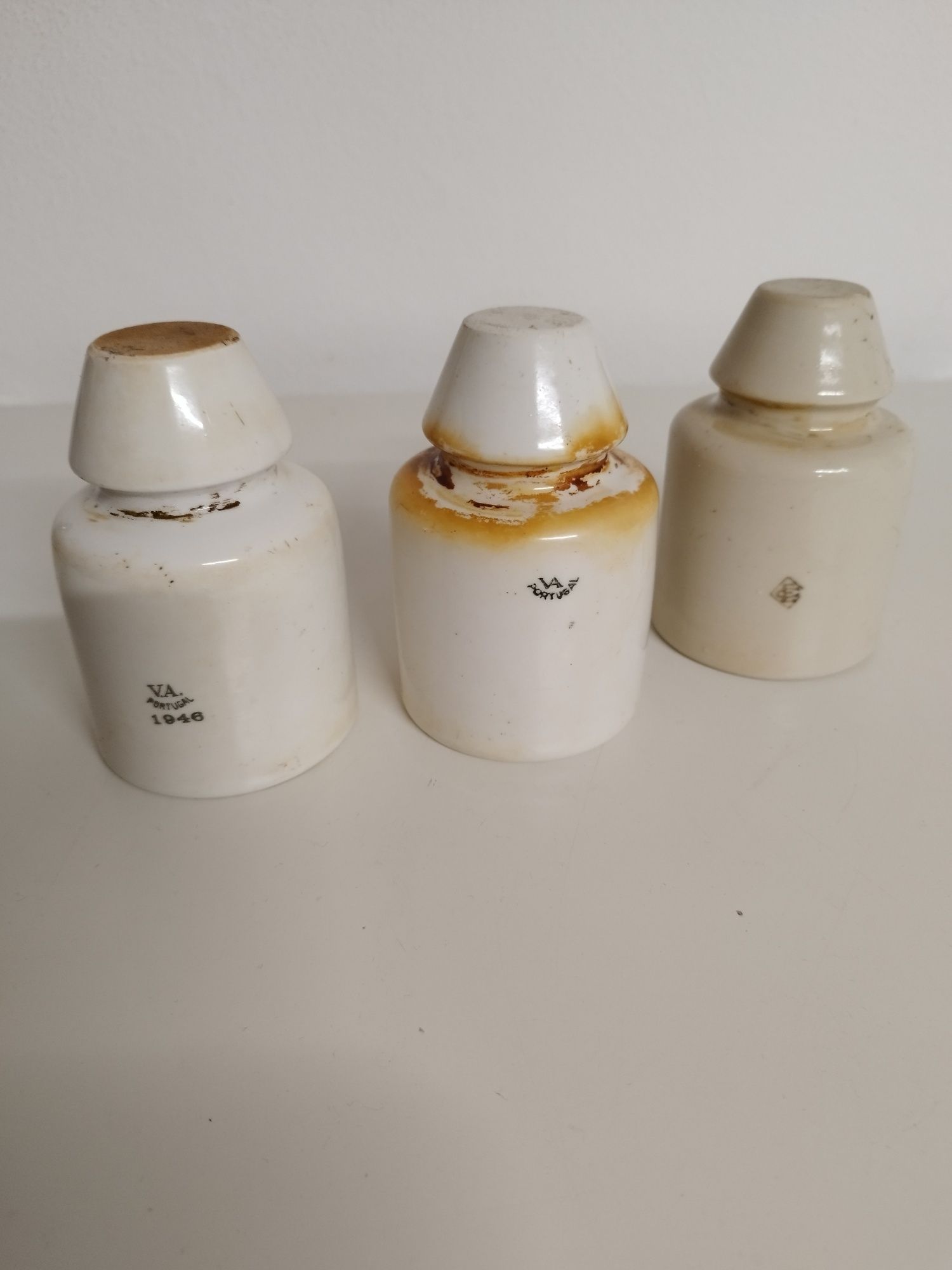 Isoladores porcelana