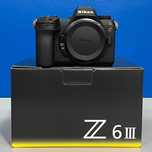 Nikon Z6 III (Corpo) - 24.5MP - NOVA - 3 ANOS DE GARANTIA