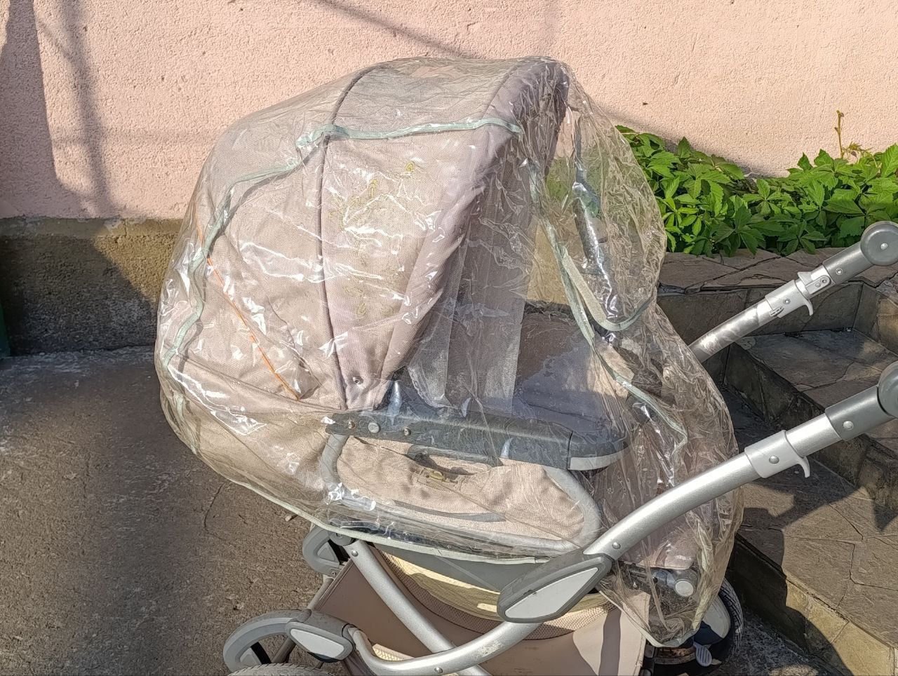 Продам детскую коляску