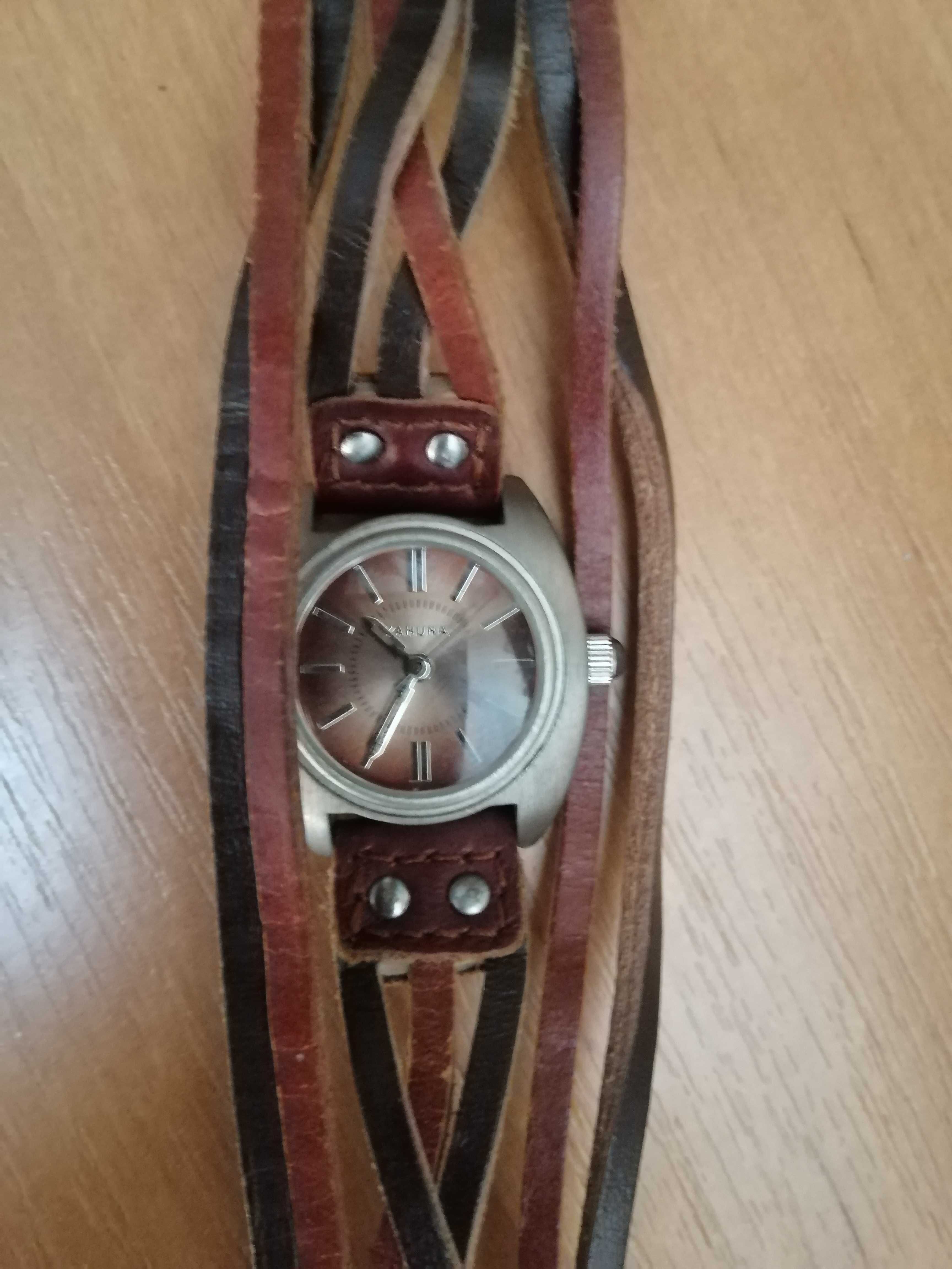 Часы-браслет Kahuna, оригинал, этно-стиль