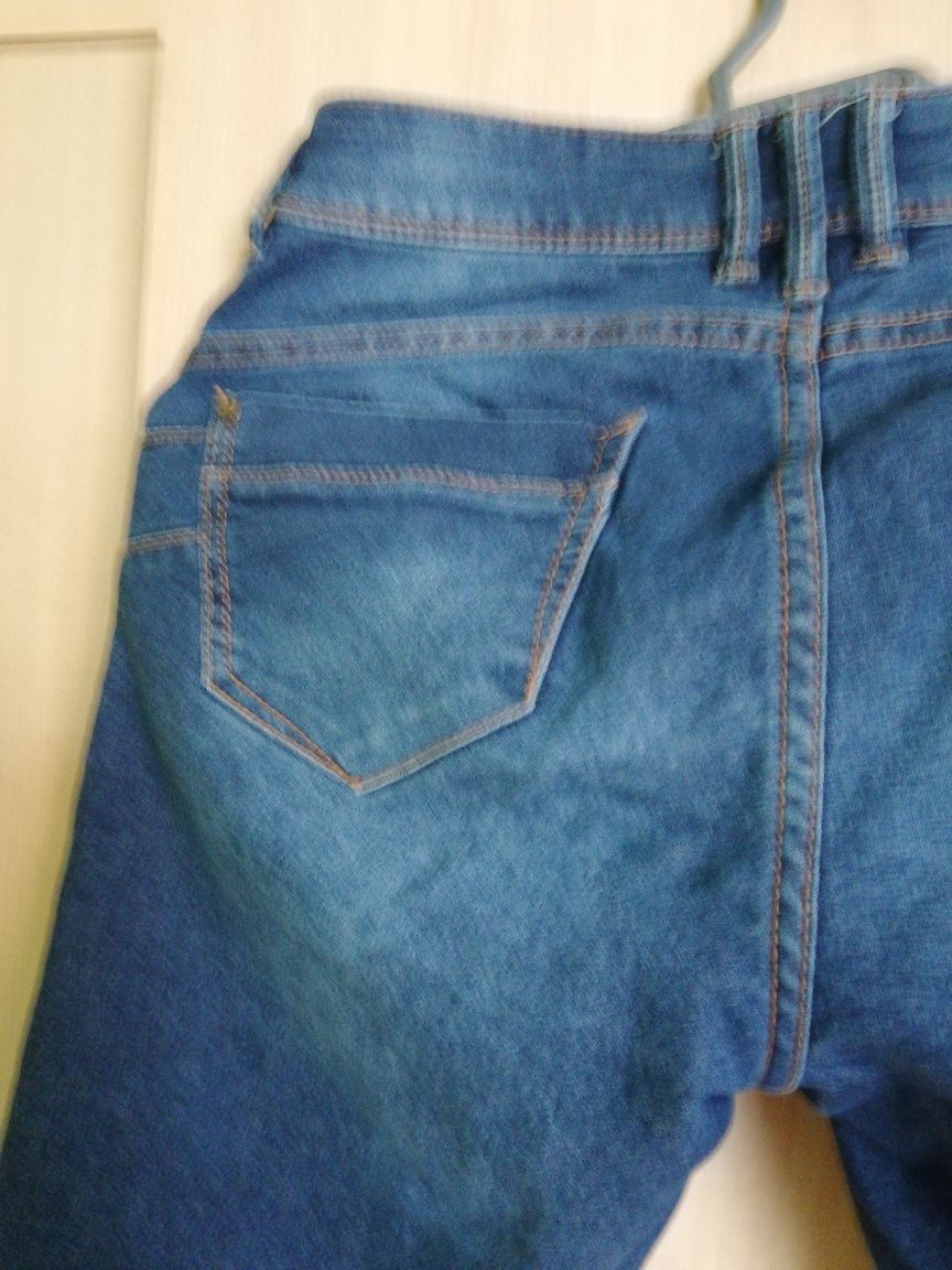 Proste ciemno niebieskie jeansy r 36 xs