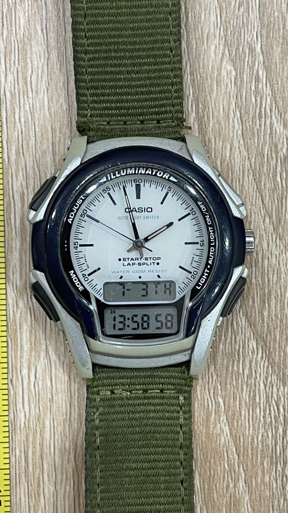 Годинник CASIO WS-300