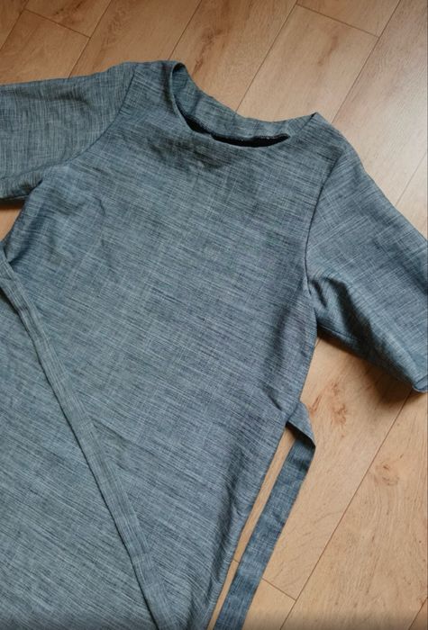 Сукня-фудболка з поясом