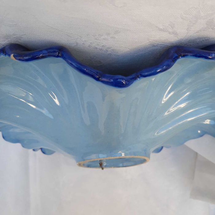 Prato grande e prato ondulado de ceramica , conjunto.