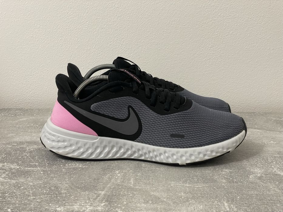 Кросівки Nike Revolution 5, 42 розміру