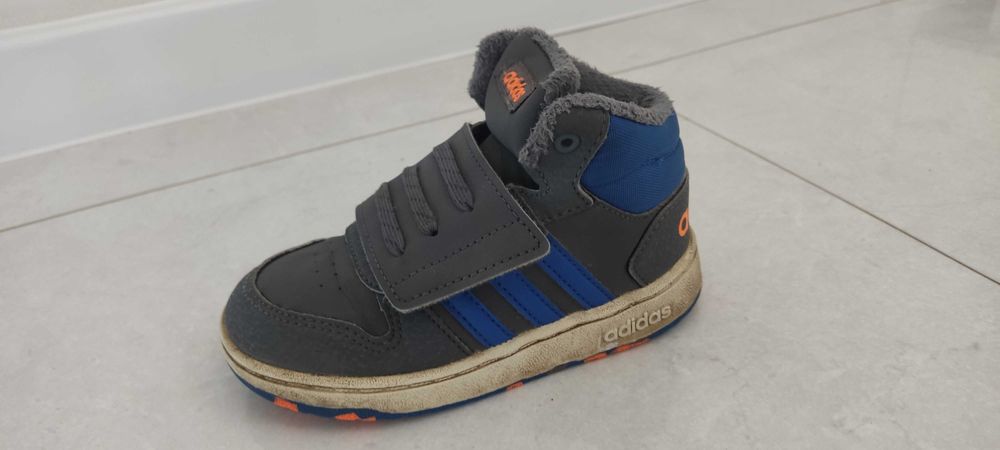 Buty chłopięce jesienne ocieplane