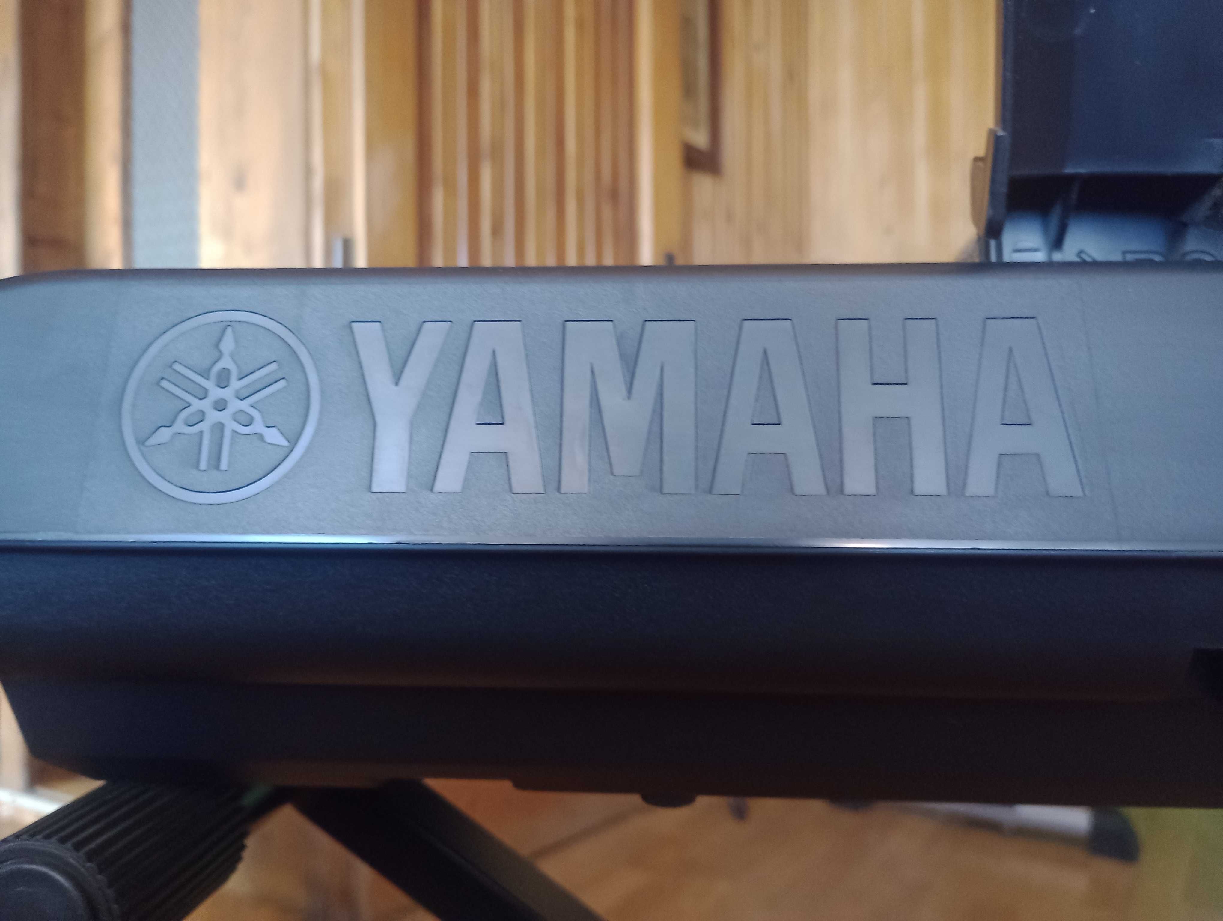 Keyboard Yamaha statyw w komplecie
