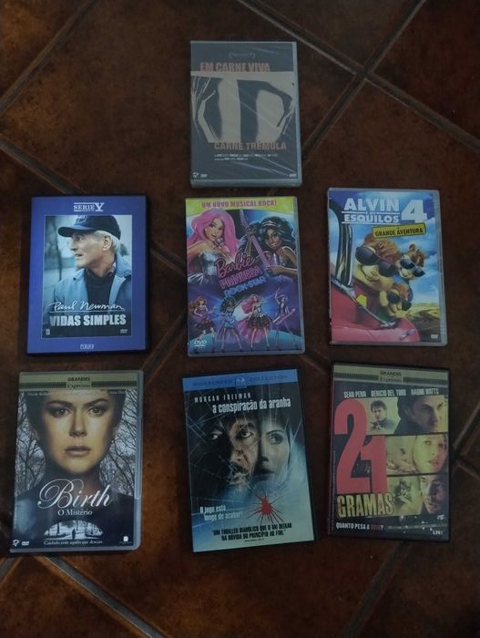 Conjunto de DVDS para venda.