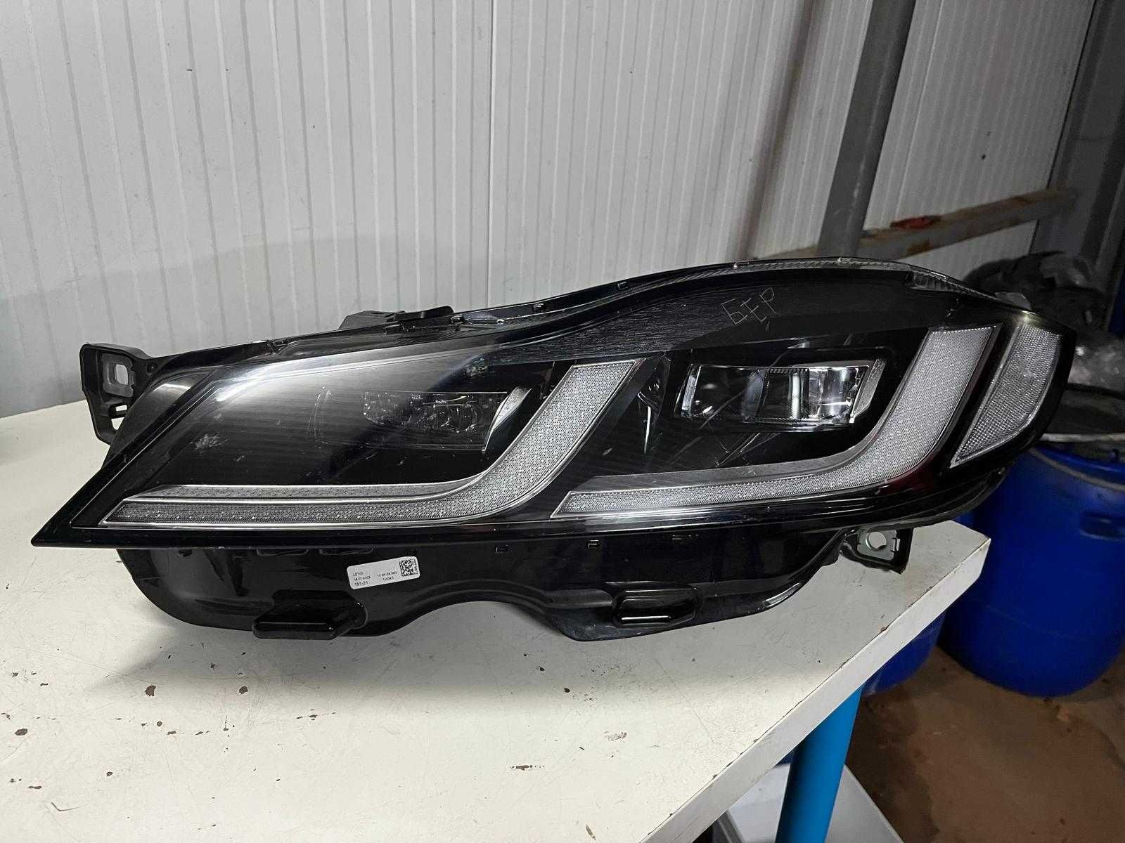 Farol Esquerdo Jaguar F-Pace