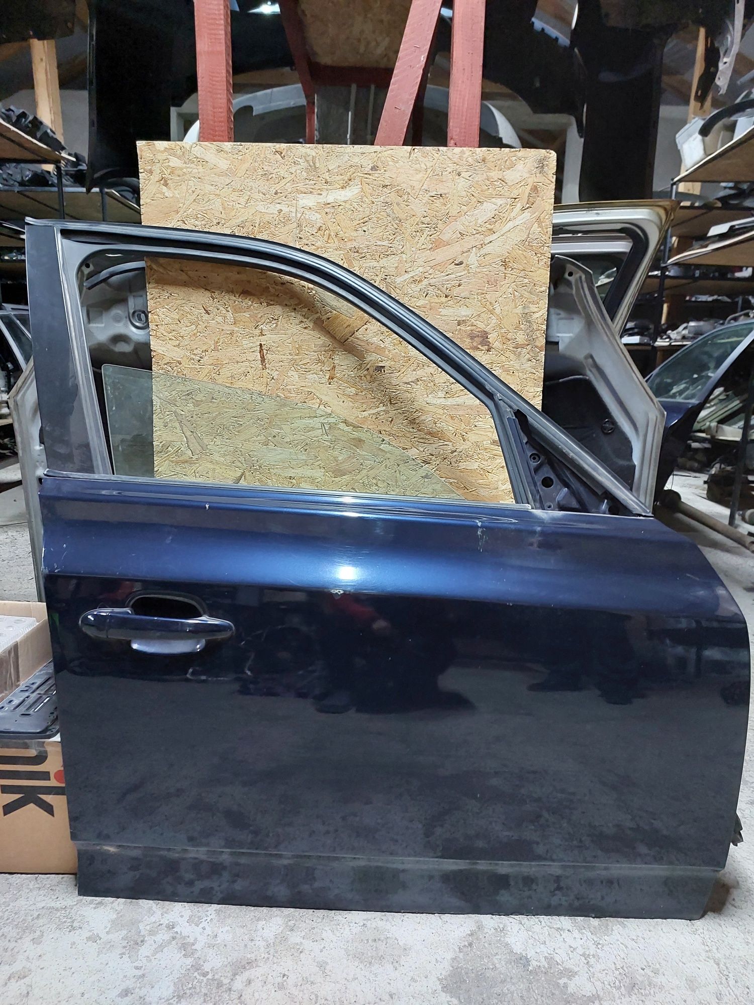Двері передні-задні BMW X3 E83 2004-2011