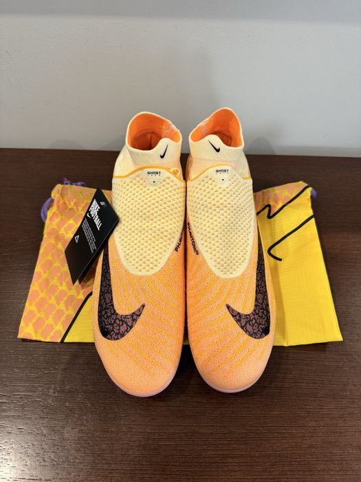 Chuteiras Nike Phantom Elite