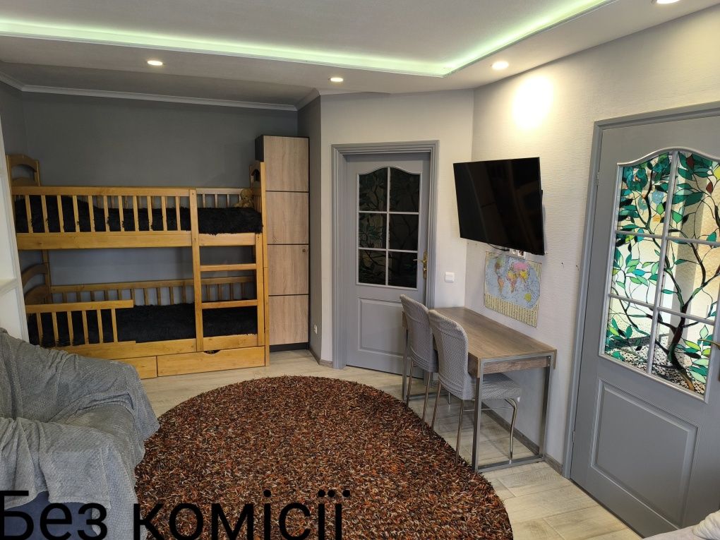 Однокімнатна квартира з ремонтом. Подільський районний, Виноградар