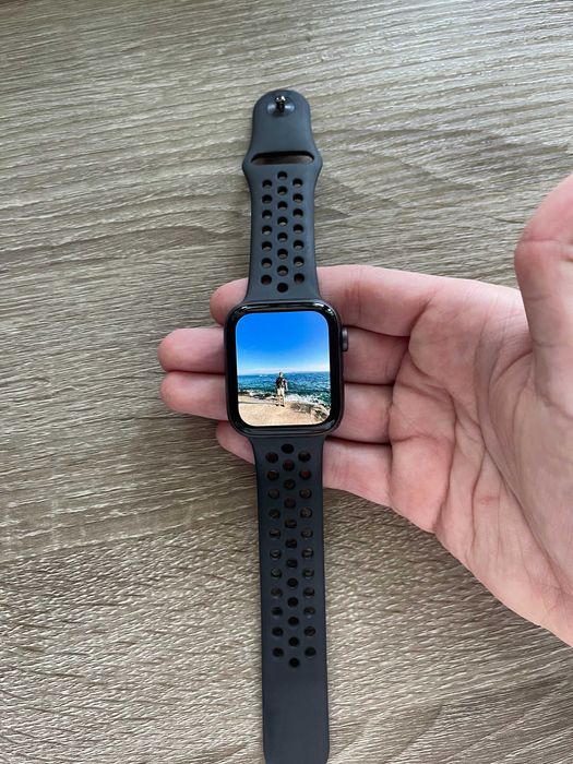 Apple Watch Series 4 Nike+ (GPS + Cellular) 44mm