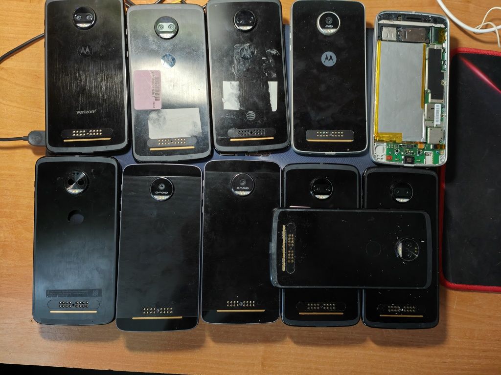 Motorola Moto Z2 Force, Z Play запчастини
