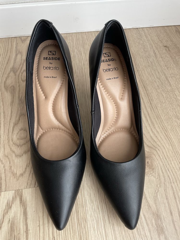 Sapatos salto alto novos 37