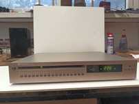 Tuner Optonica model ST-5200
