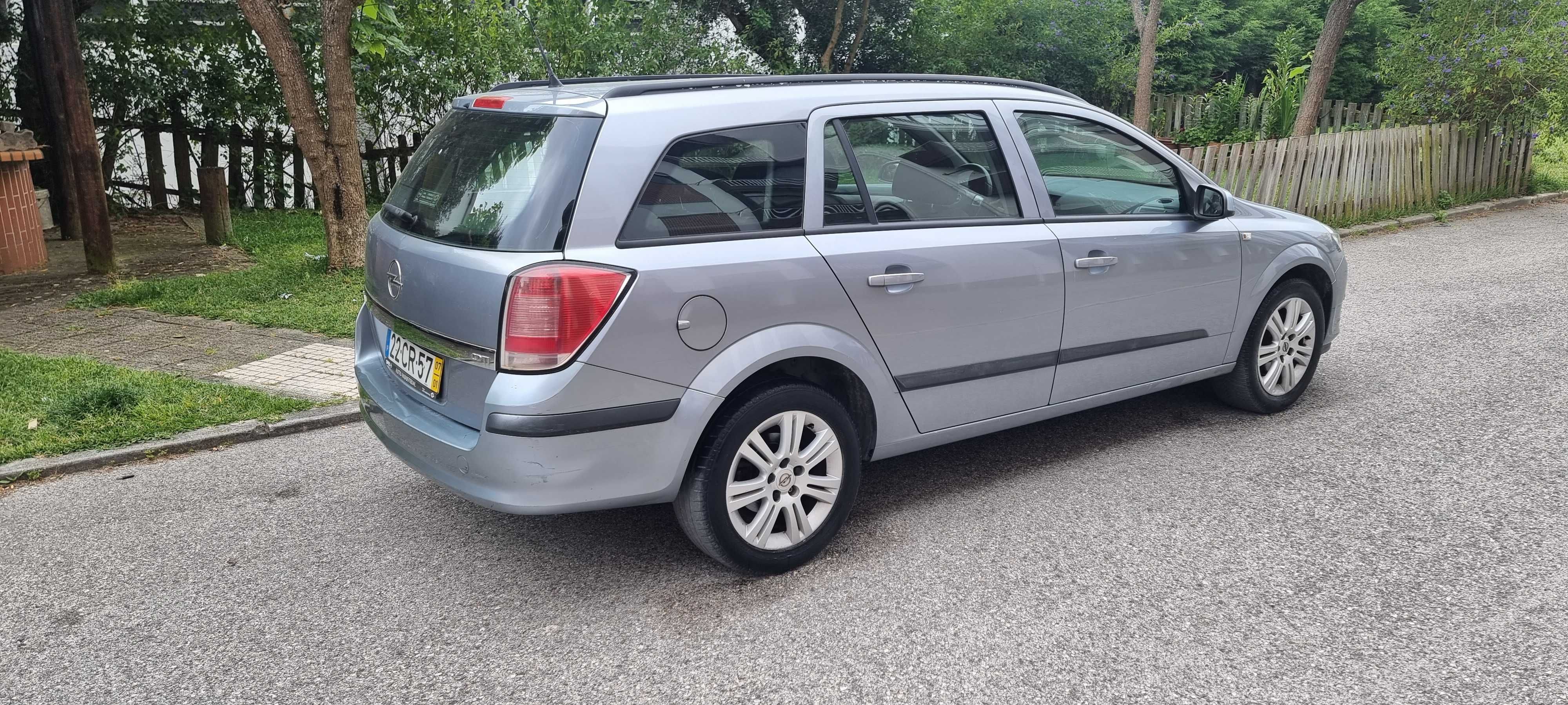 2007 Astra 1.3 cdti gasoleo. Urgente.