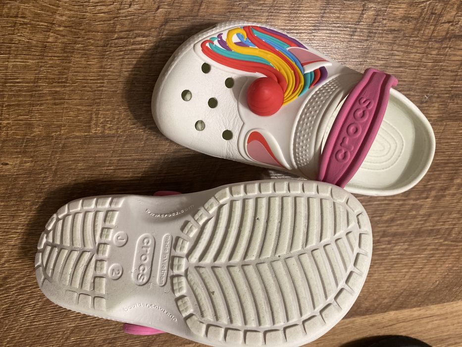 Сланці crocs для дівчинки