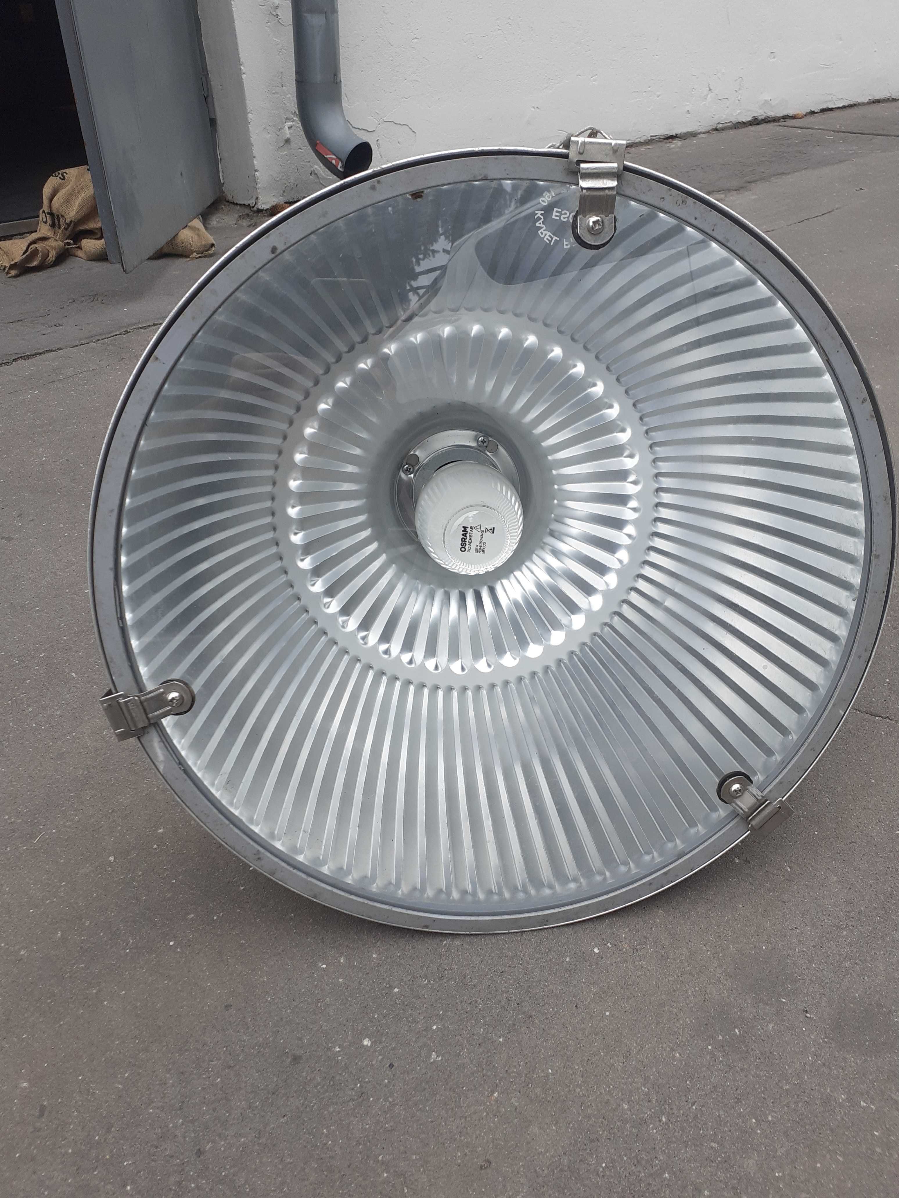 Lampa loft Metahalogen Modus Bel 250Q/2/15A po demontażu