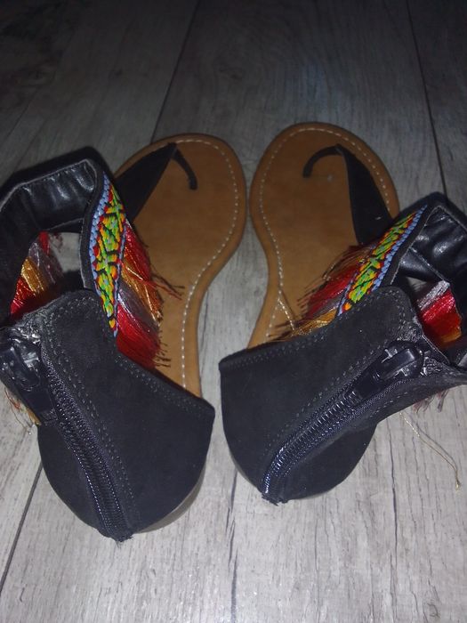 Sandały damskie r. 36
