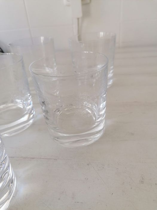 Conjunto 4 Copos Whisky em Vidro Trabalhado Base Grossa