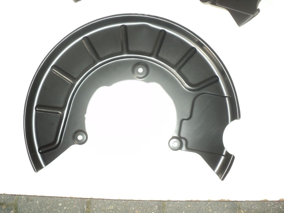 osłony tarczy hamulcowej przód 2 szt octavia II golf V touran A3 leon