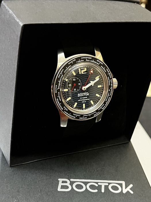 Мужские Наручные часы Восток Амфибия 13003В абсолютно новые